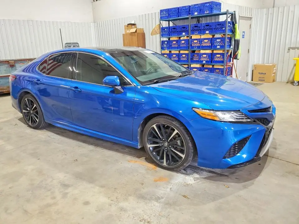 2018 TOYOTA CAMRY XSE  