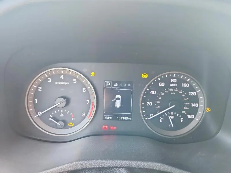 2017 HYUNDAI TUCSON SE  