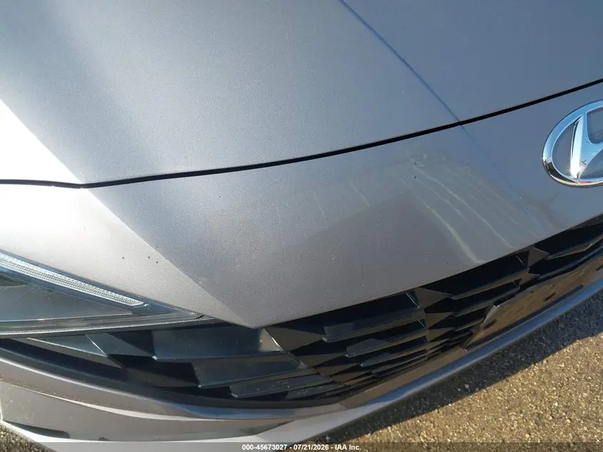 2023 HYUNDAI ELANTRA SE