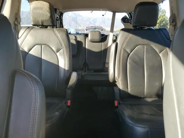 2017 CHRYSLER PACIFICA TOURING L  