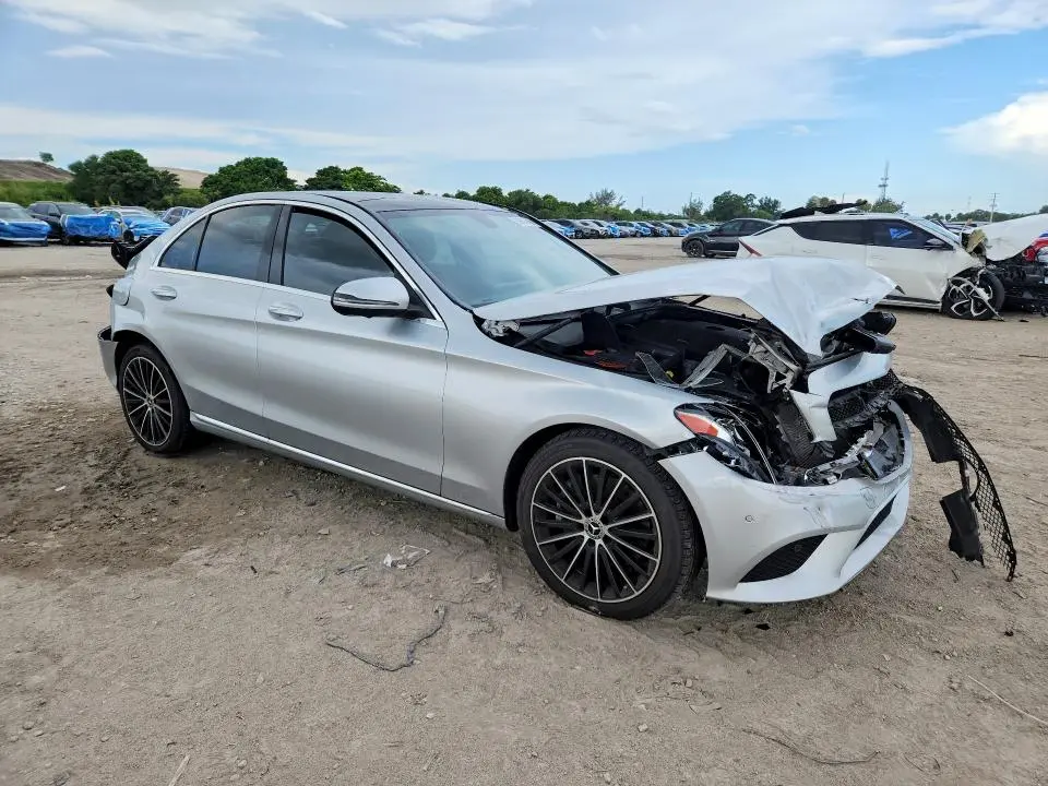 2021 MERCEDES-BENZ C 300  