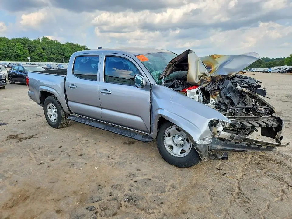 2018 TOYOTA TACOMA SR  