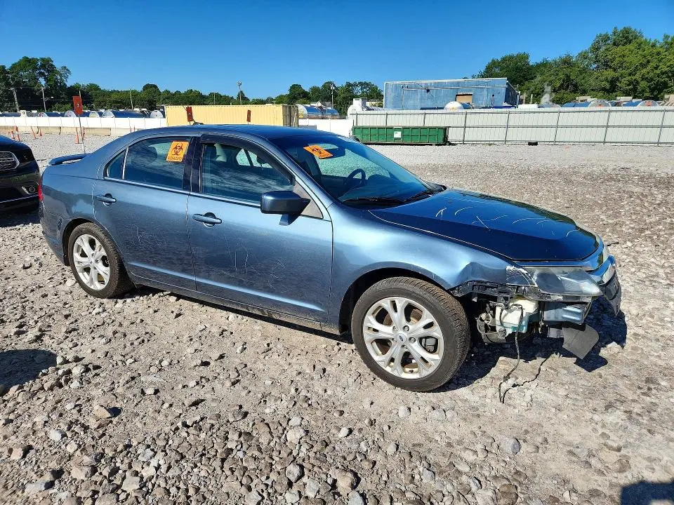 2012 FORD FUSION SE  