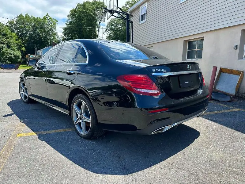 2019 MERCEDES-BENZ E 300 4MATIC  