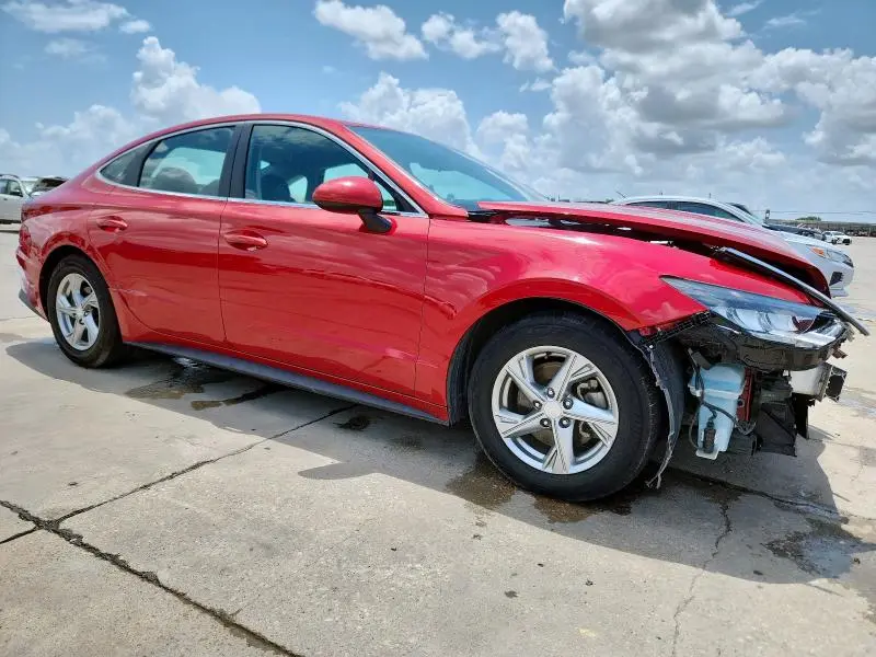 2021 HYUNDAI SONATA SE  
