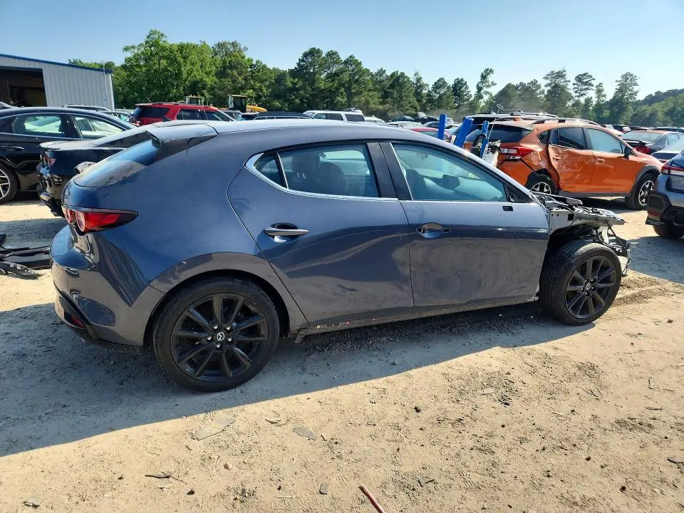 2023 MAZDA 3 PREFERRED  