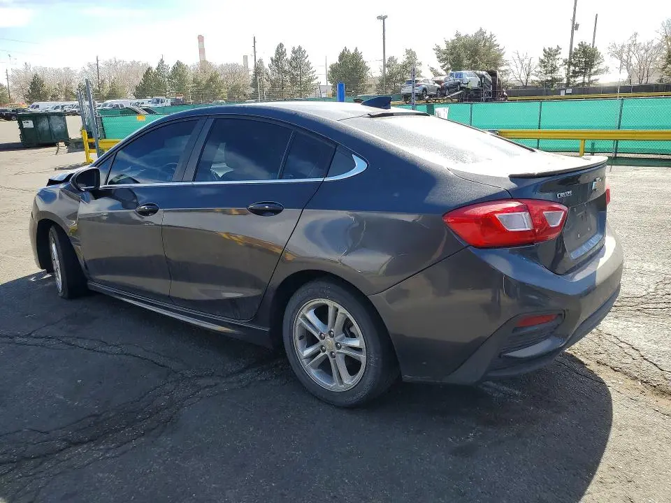 2017 CHEVROLET CRUZE LT  