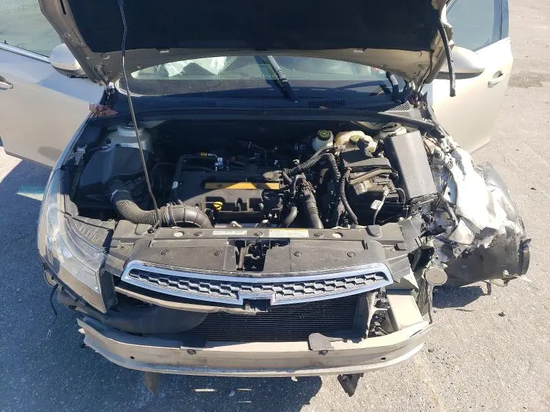 2014 CHEVROLET CRUZE LT  