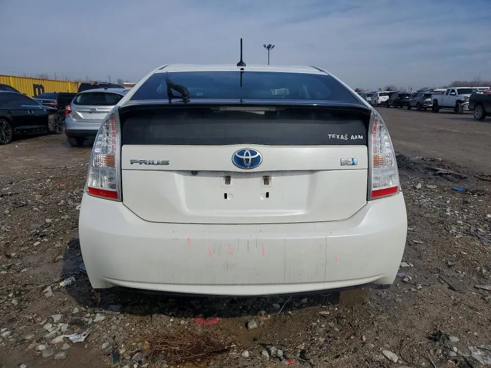 2010 TOYOTA PRIUS II  