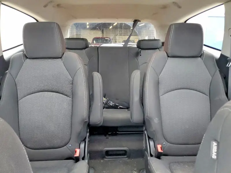 2014 CHEVROLET TRAVERSE LT  