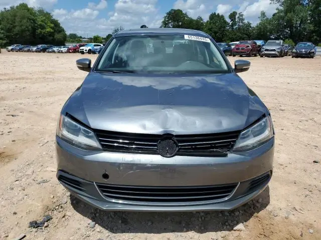 2013 VOLKSWAGEN JETTA SE  