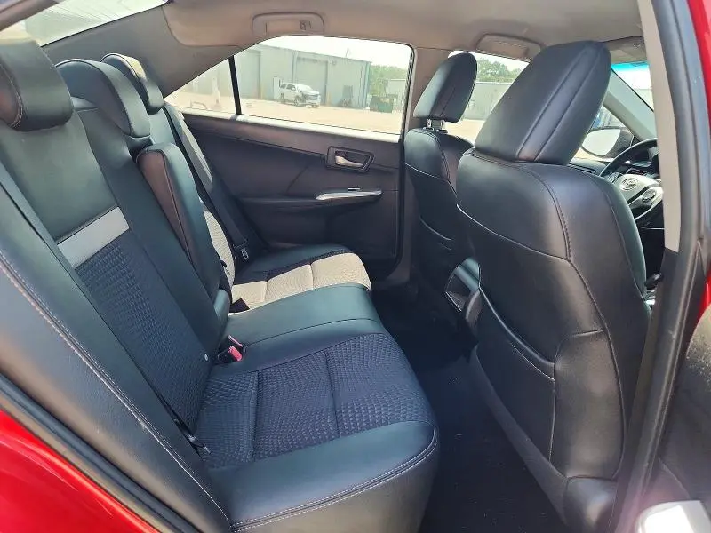 2013 TOYOTA CAMRY SE  