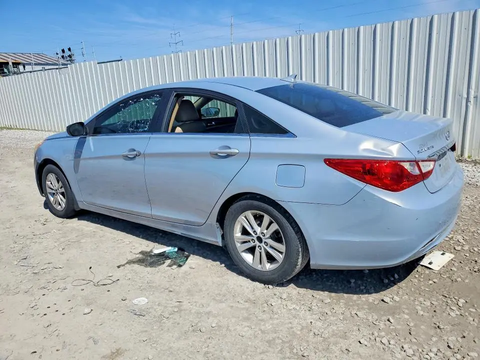 2011 HYUNDAI SONATA GLS  