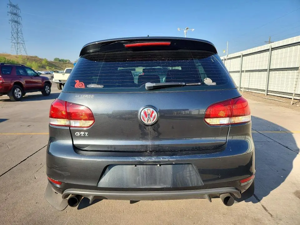 2013 VOLKSWAGEN GTI   