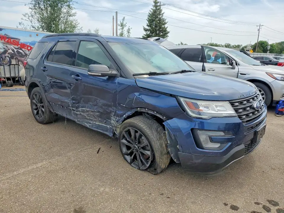 2017 FORD EXPLORER XLT  