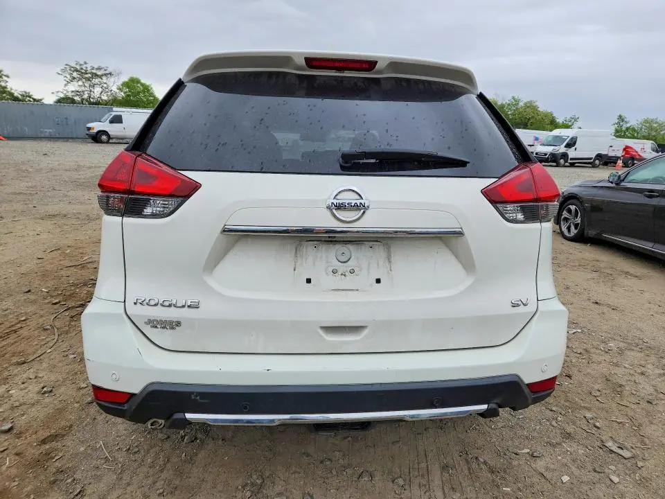 2020 NISSAN ROGUE SV  