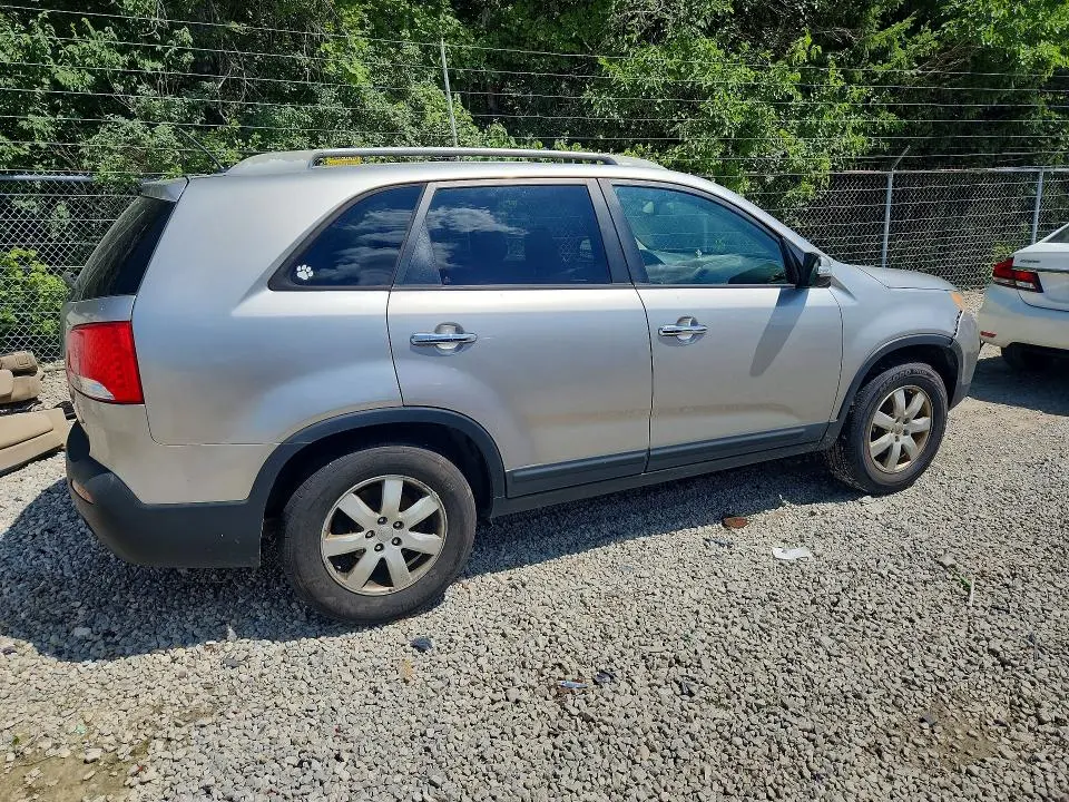 2012 KIA SORENTO LX  