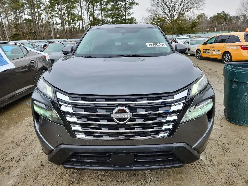 2025 NISSAN ROGUE SV  