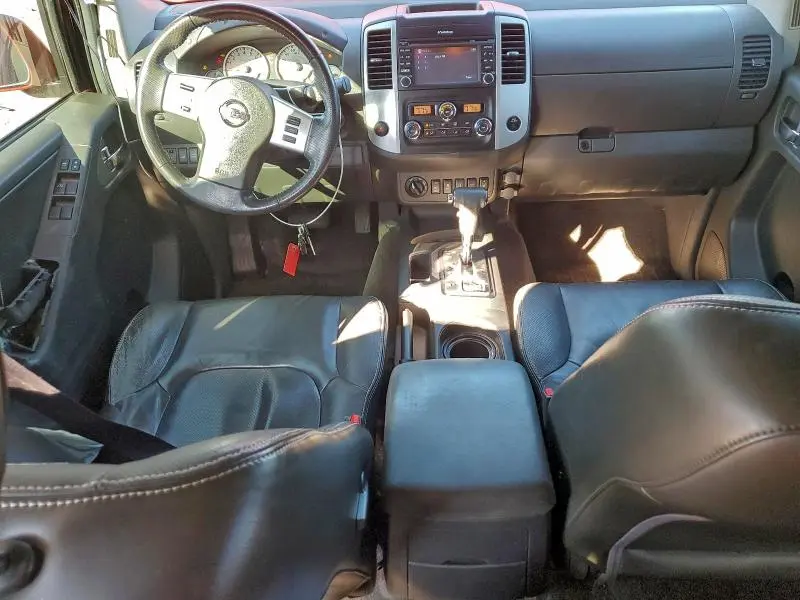 2015 NISSAN FRONTIER S  