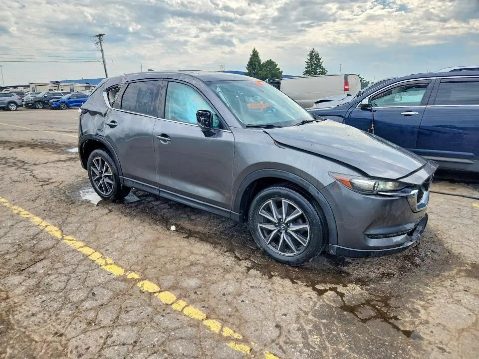 2018 MAZDA CX-5 TOURING  