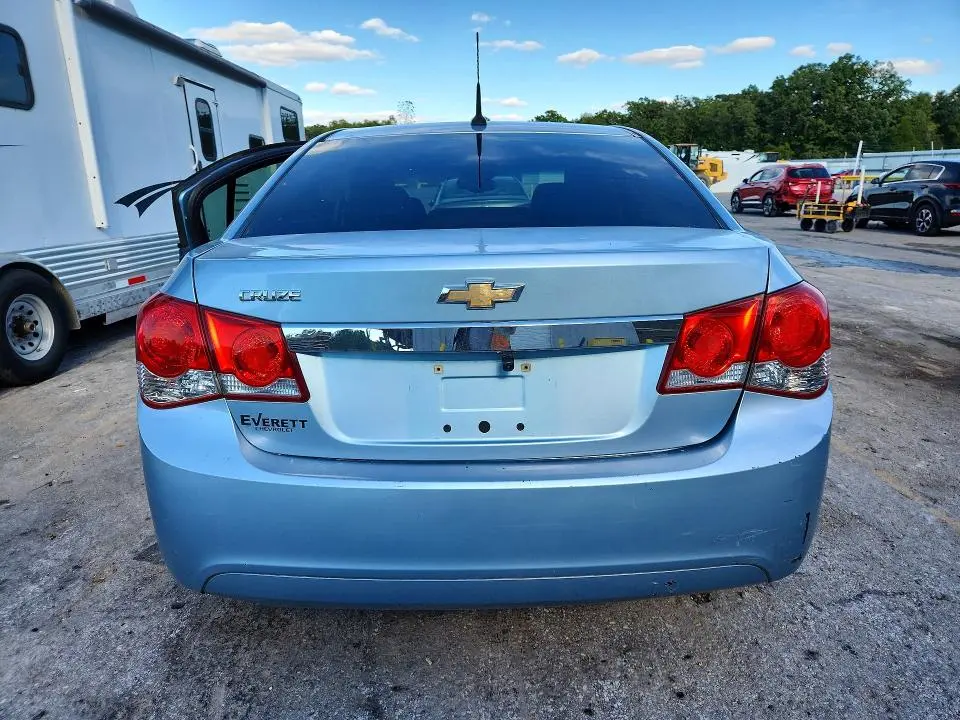 2012 CHEVROLET CRUZE LS  