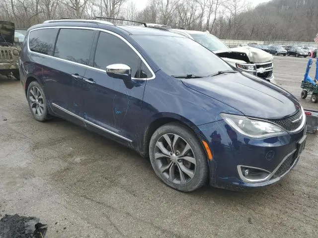2017 CHRYSLER PACIFICA LIMITED  