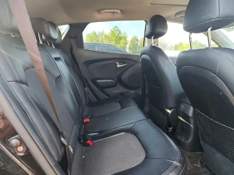 2011 HYUNDAI TUCSON GLS  