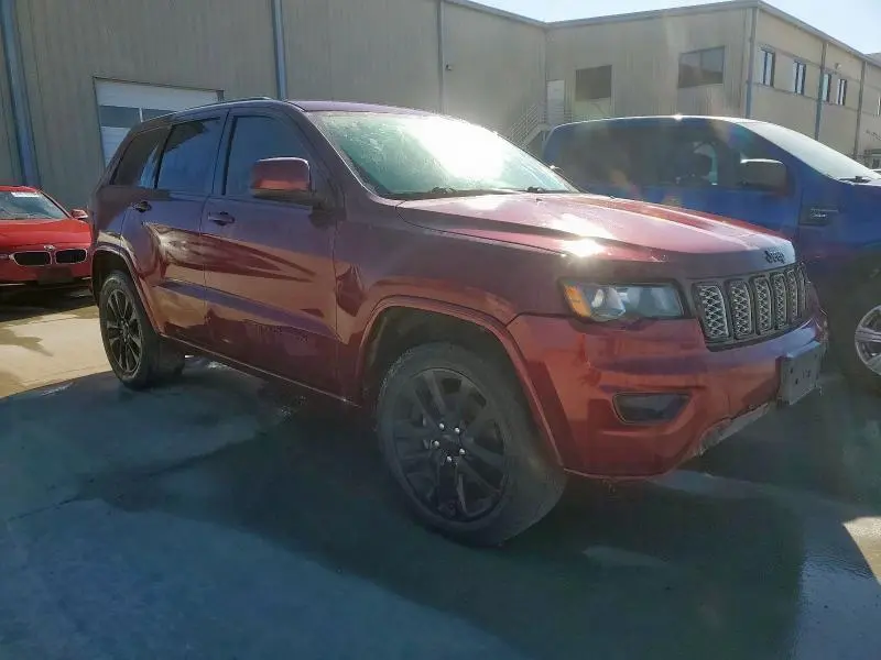 2017 JEEP GRAND CHEROKEE LAREDO  
