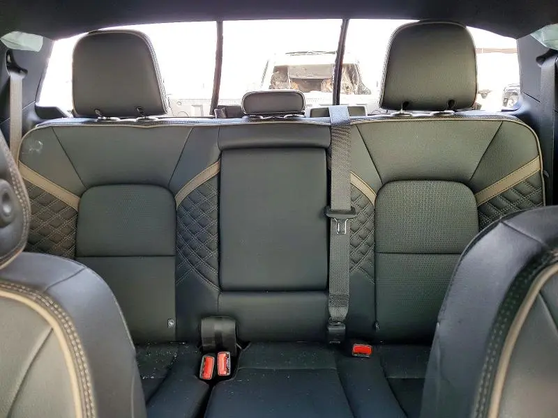 2024 GMC CANYON DENALI  