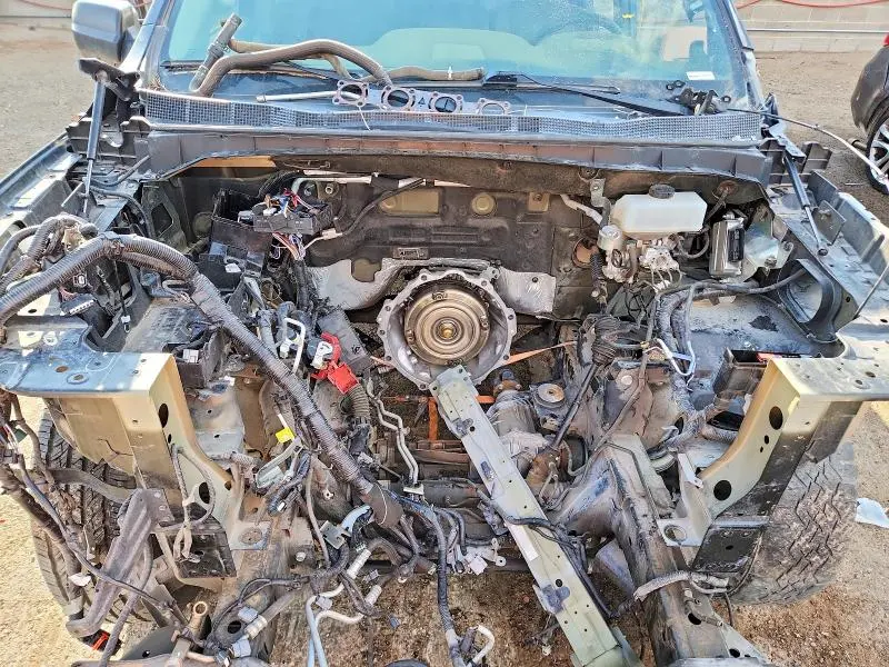 2020 NISSAN TITAN S  