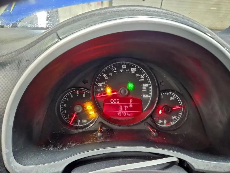 2012 VOLKSWAGEN BEETLE TURBO  