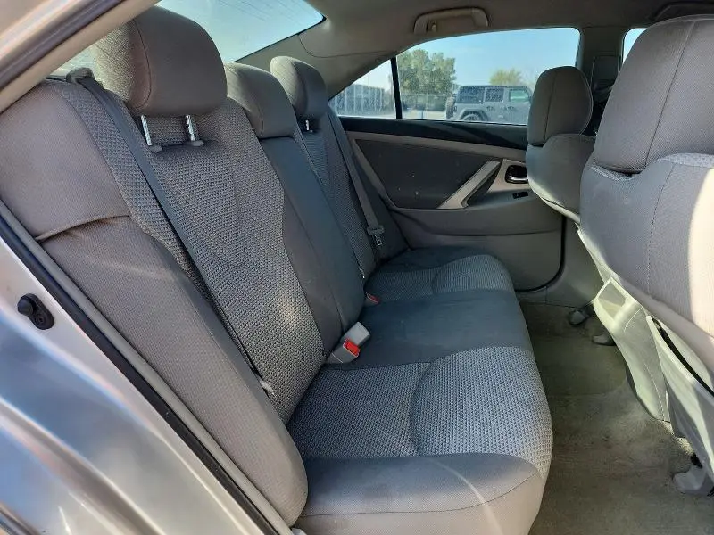 2010 TOYOTA CAMRY SE V6  