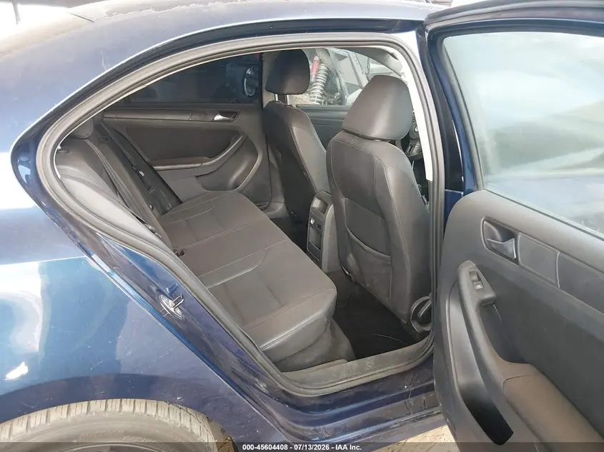 2011 VOLKSWAGEN JETTA 2.5L SE