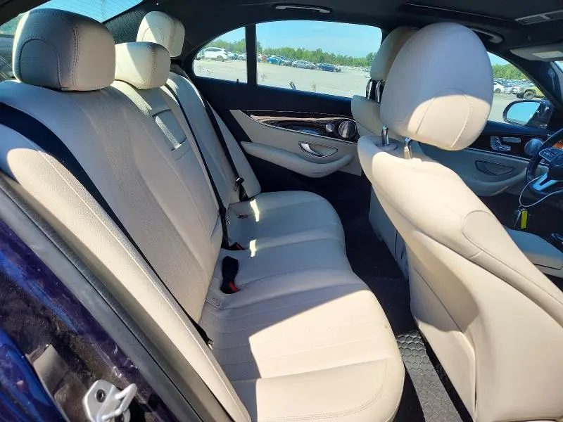 2019 MERCEDES-BENZ E 300 4MATIC  