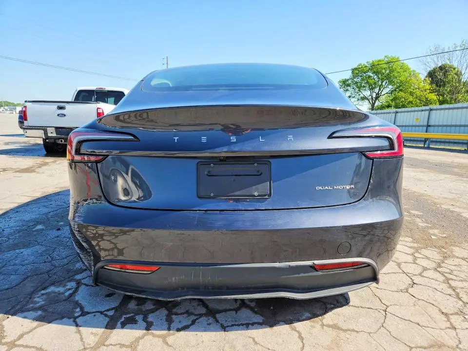 2025 TESLA MODEL 3   