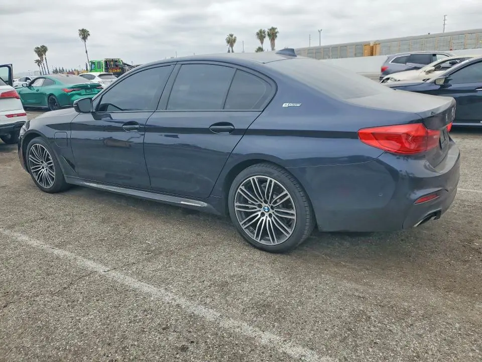 2018 BMW 530E   