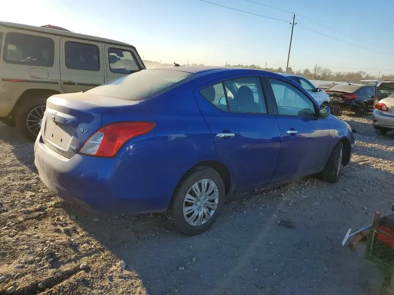2012 NISSAN VERSA   