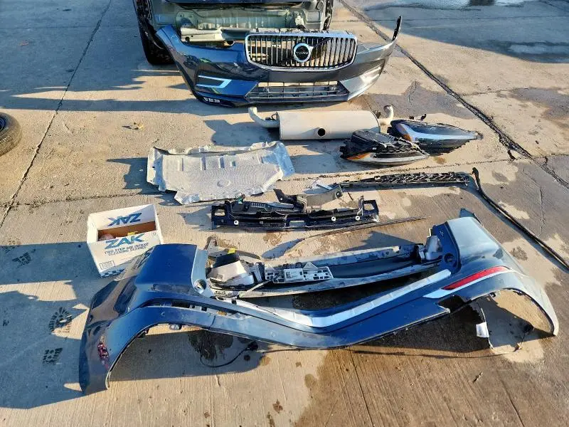 2021 VOLVO XC60 T5 INSCRIPTION  