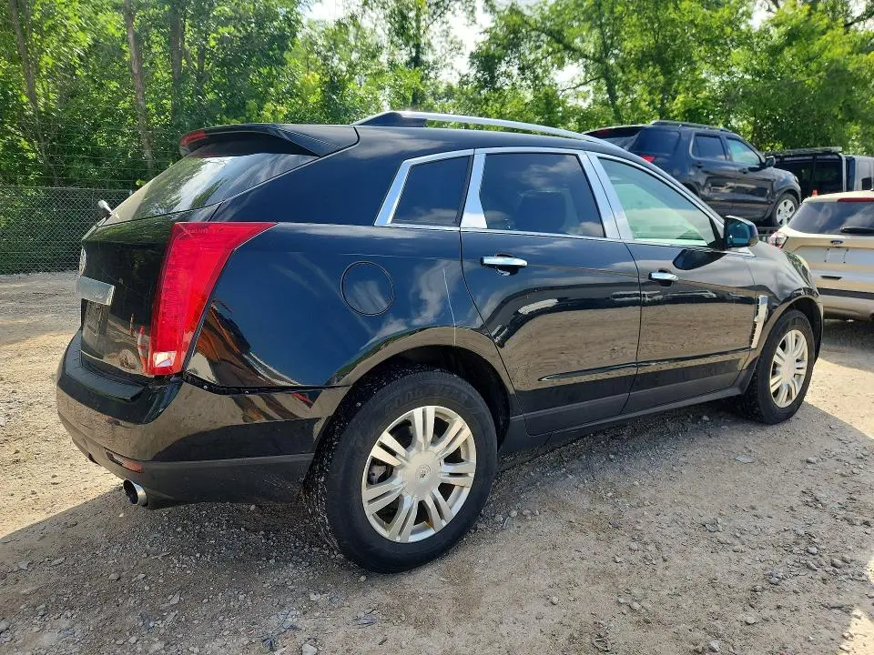 2010 CADILLAC SRX LUXURY COLLECTION  