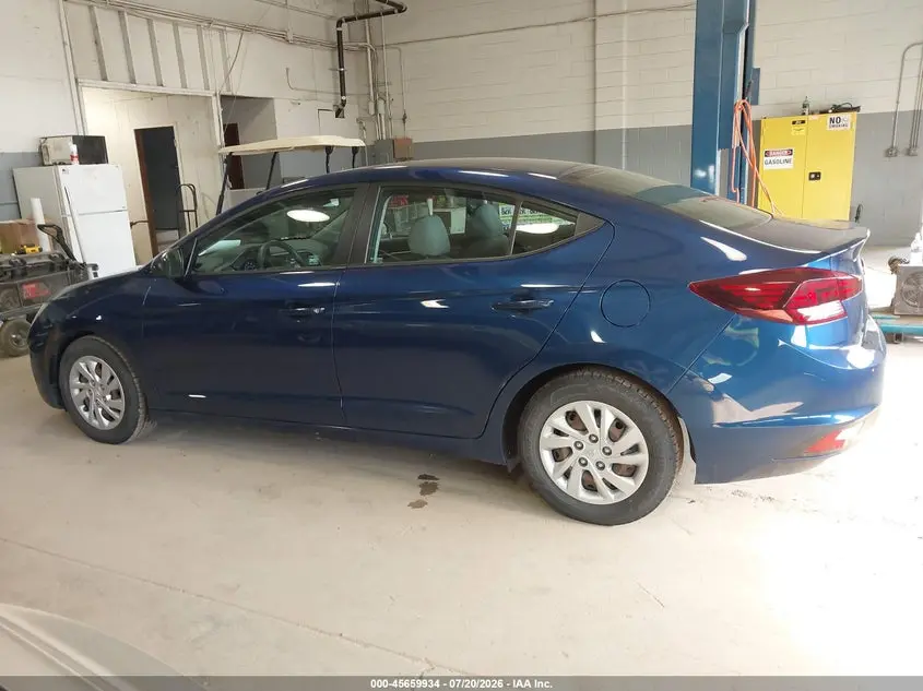 2020 HYUNDAI ELANTRA SE
