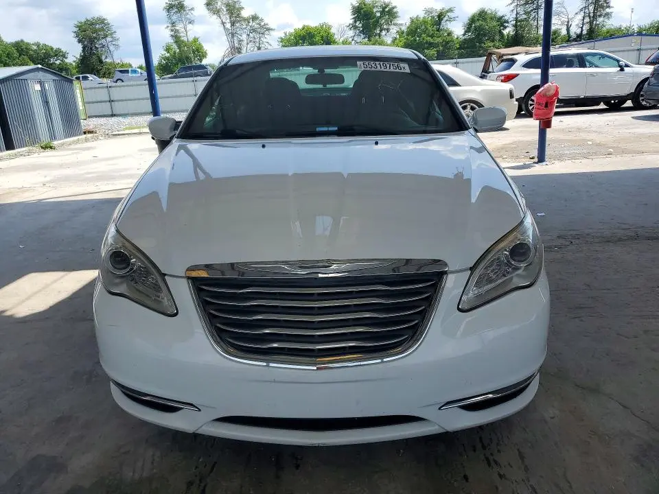 2014 CHRYSLER 200 LX  