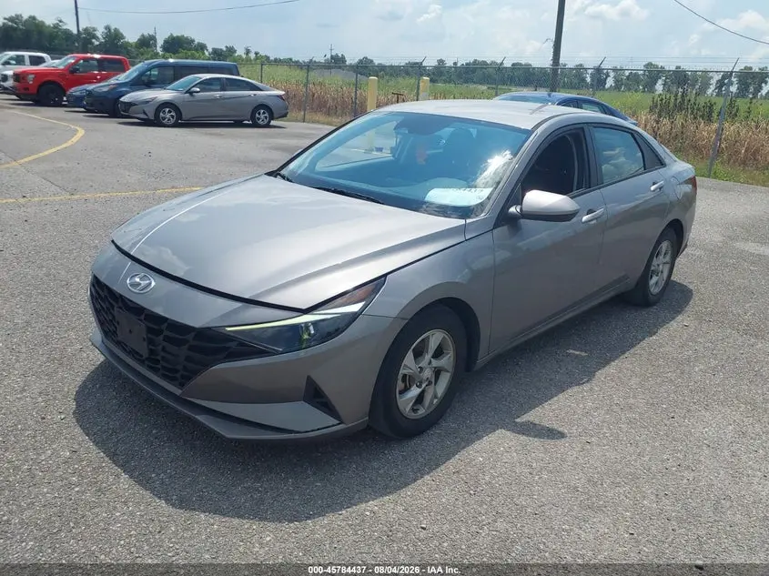 2023 HYUNDAI ELANTRA SE