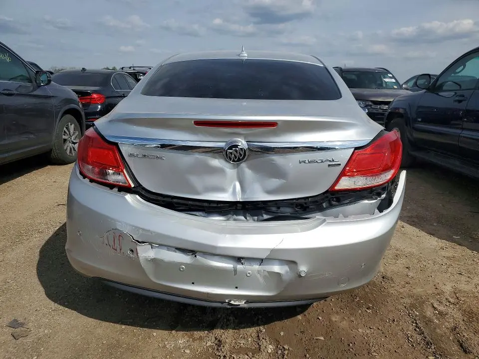 2011 BUICK REGAL CXL  