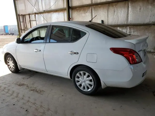 2014 NISSAN VERSA S  