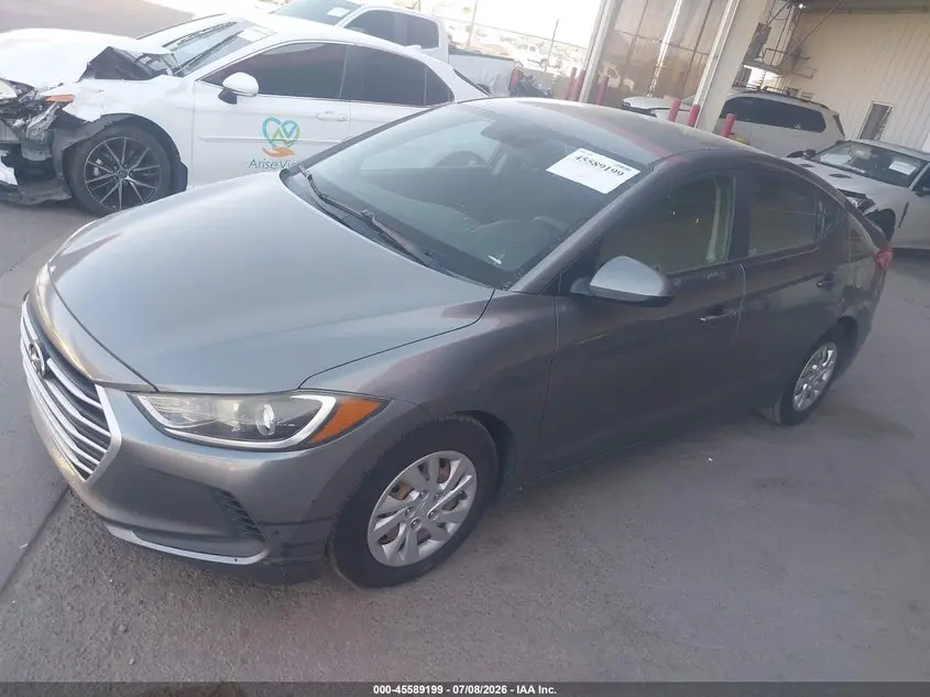 2018 HYUNDAI ELANTRA SE