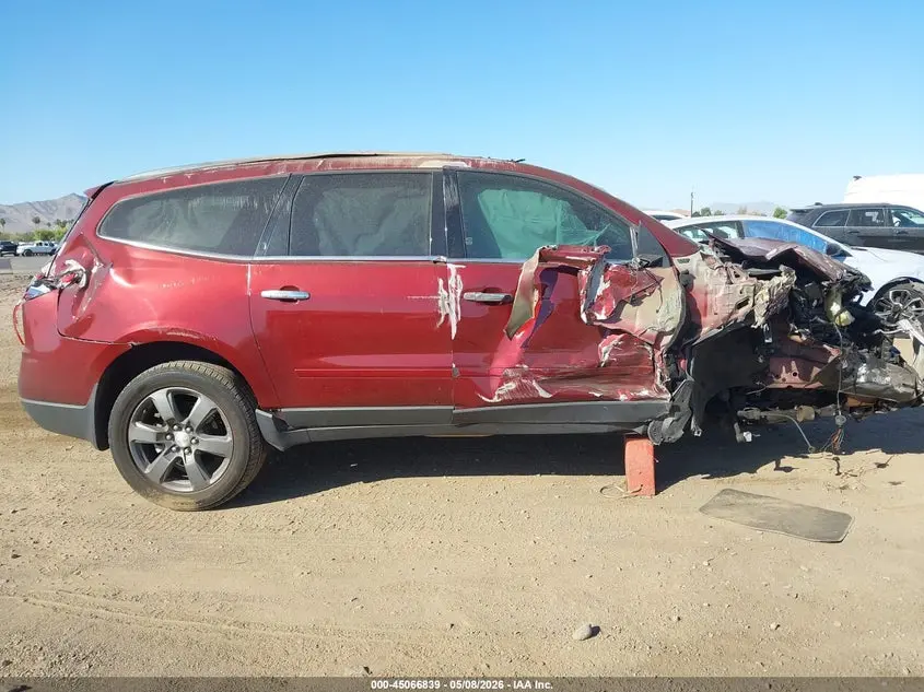 2017 CHEVROLET TRAVERSE 2LT