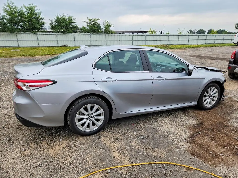 2019 TOYOTA CAMRY LE  