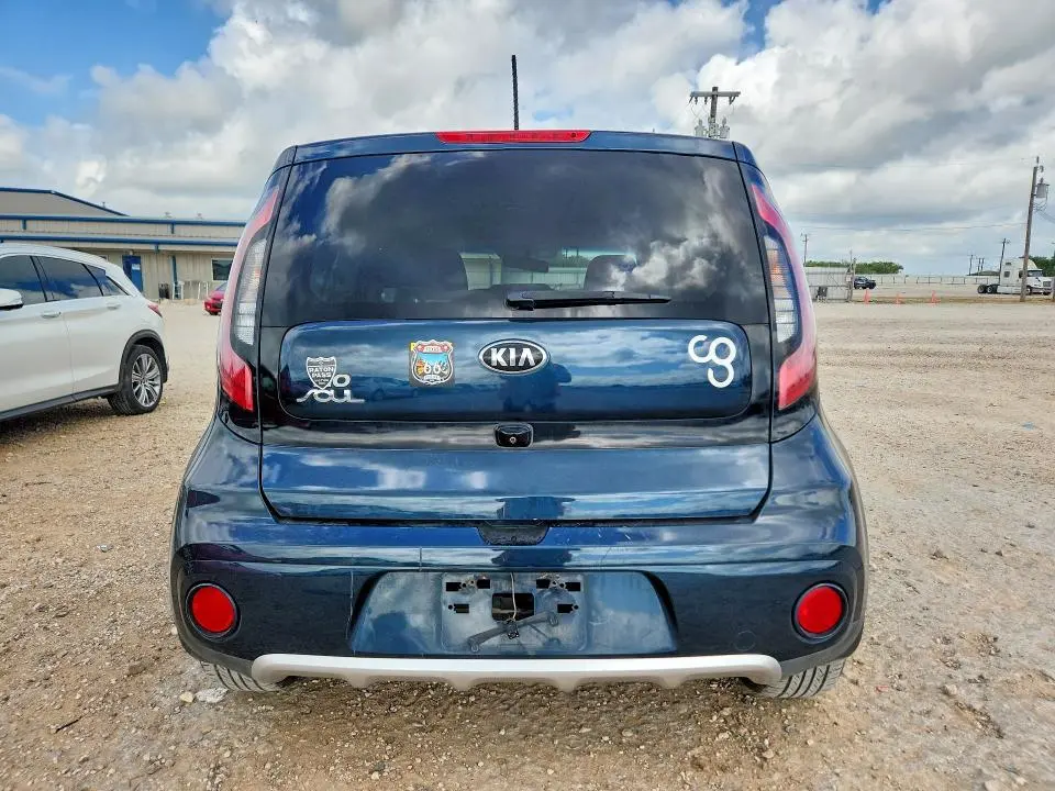 2018 KIA SOUL +  
