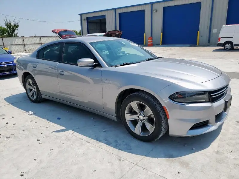2015 DODGE CHARGER SE  