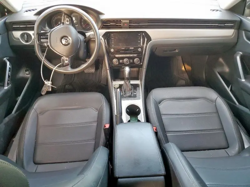 2022 VOLKSWAGEN PASSAT SE  